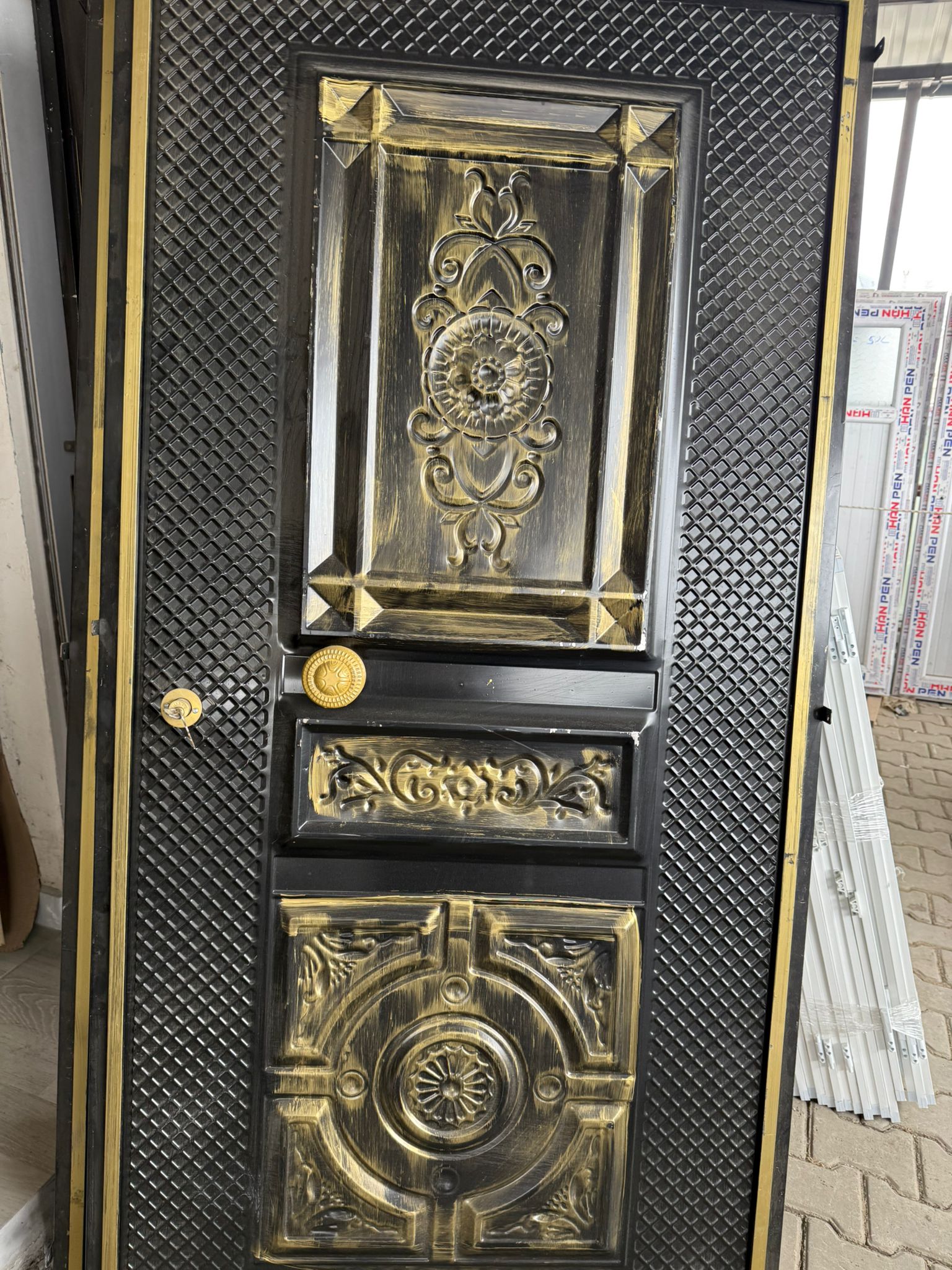 Saray Yapı Toptan ve Perakende Satış